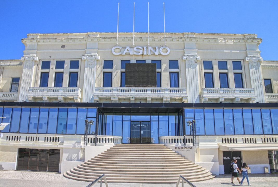 Portugal extends casino concessions as bidding process continues
