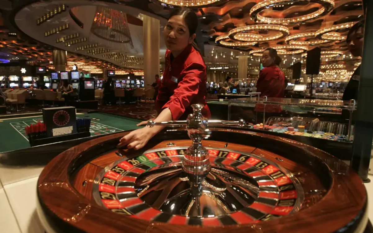 Macau gaming sector monthly wages rise 4.2% to $3,480 in December 2025