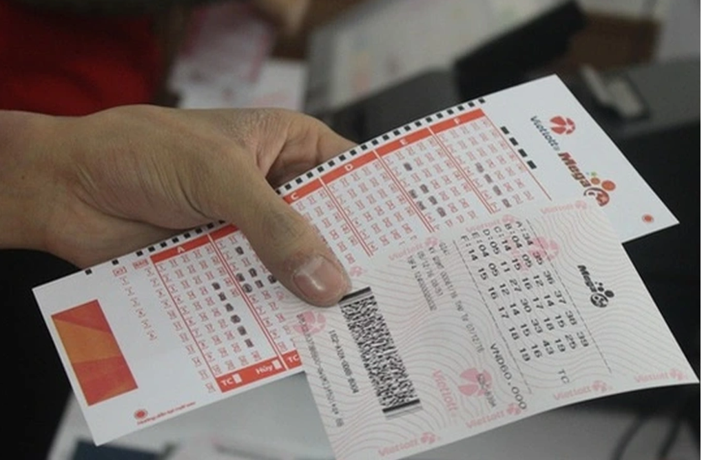 Một khách hàng trúng Vietlott gần 72 tỷ đồng